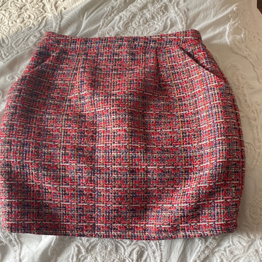 Elegant Tweed Pencil Skirt - Red and White